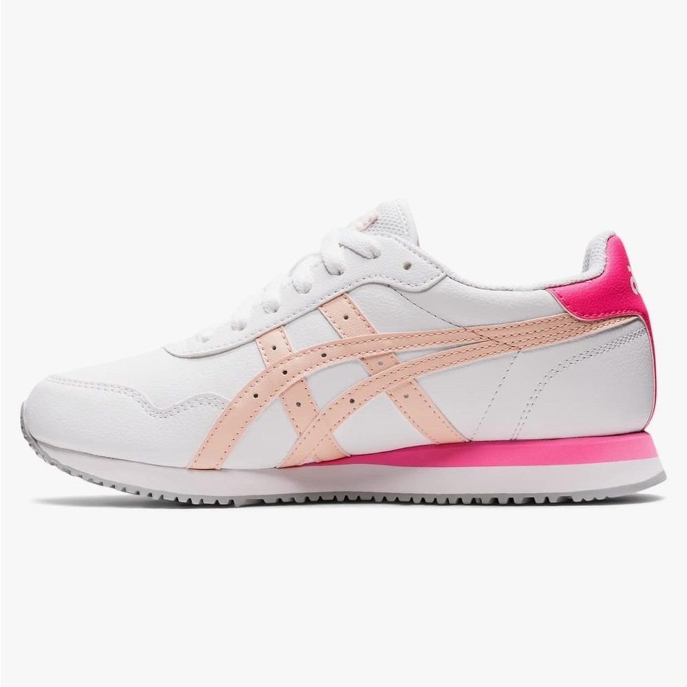 NEW! ASICS Women’s Tiger Runners - size 8.5 - White/Breeze pink